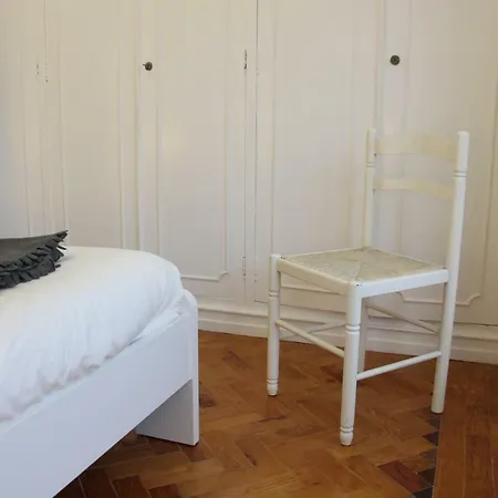 Holidays Apartment *